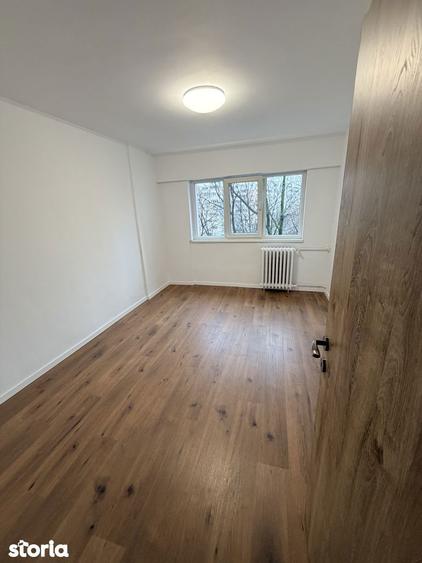 Apartament cu 3 camere decomandat, mobilat în Militari