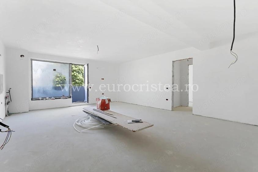 Apartament cu 2 camere decomandat în Mangalia
