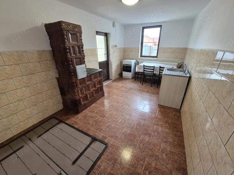 Casă cu Teren 1400 Mp în Macea