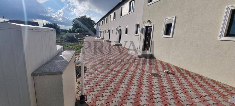 Casă cu 3 camere cu Canalizare în Șag