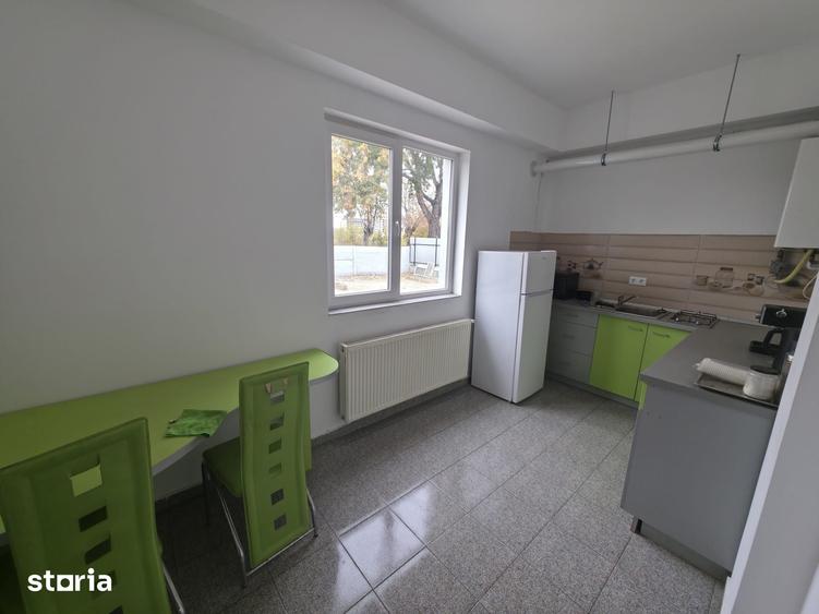 Spațiu comercial, de 939 mp, în Central