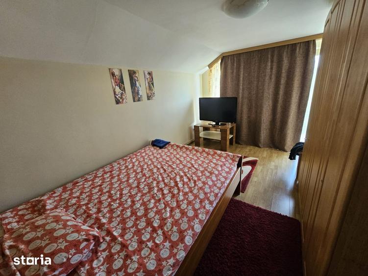Casă cu 4 camere cu Teren 700 Mp în Curtea de Argeș