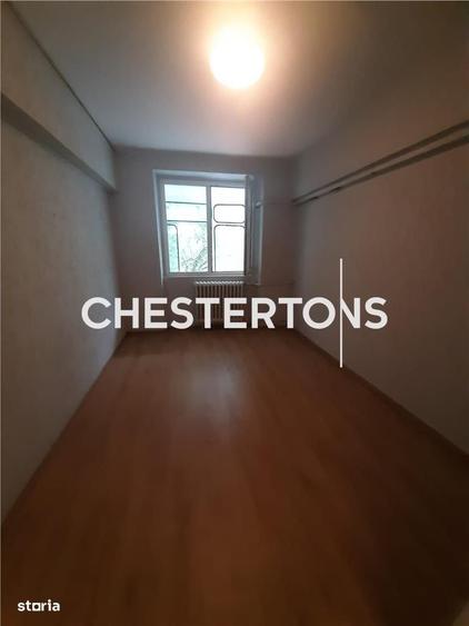 Apartament cu 3 camere decomandat în Tineretului