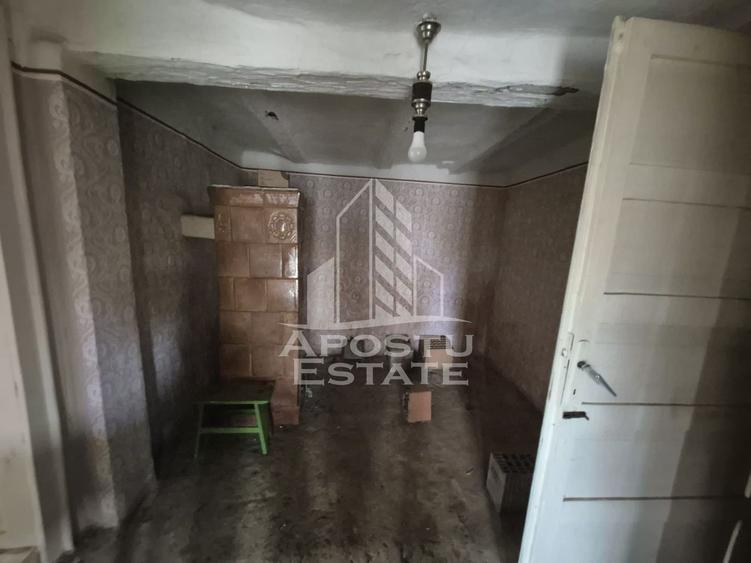 Casă individuală cu 3 camere cu Canalizare în Pesac