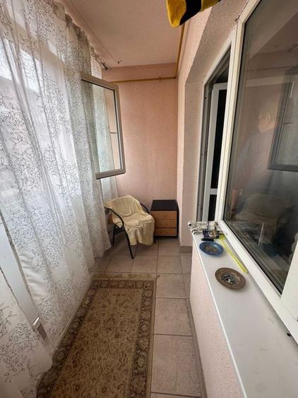 Garsoniera spatioasa,mobilata si utilata,Splaiul Unirii - 6