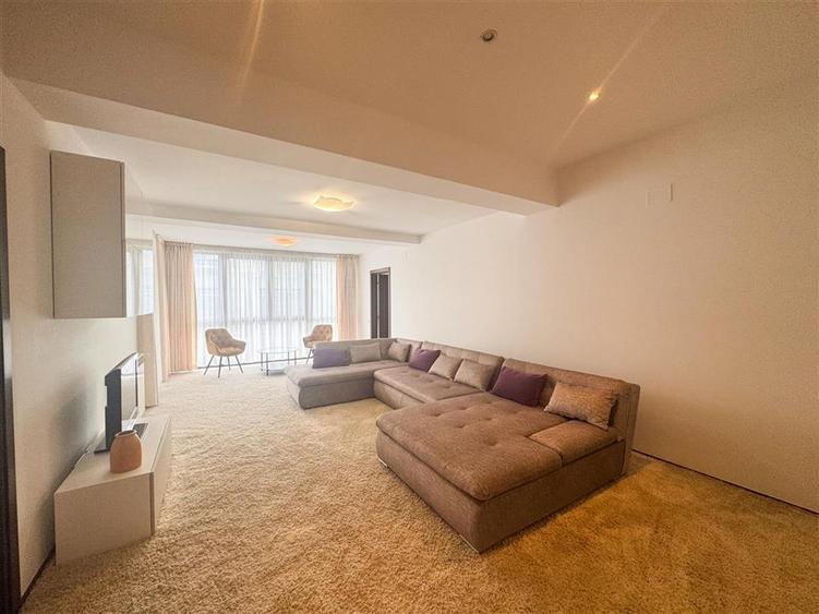 Apartament cu 3 camere decomandat, mobilat în Herăstrău