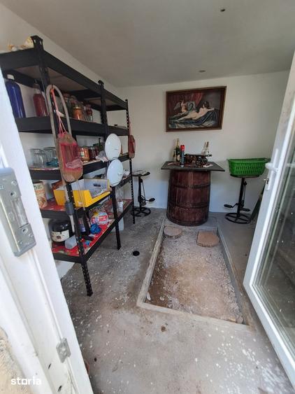 Casă cu 4 camere cu Teren 800 Mp în Stâlpeni