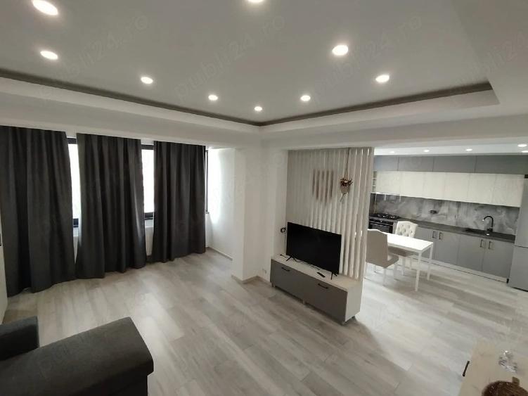 Apartament cu 2 camere decomandat în Central