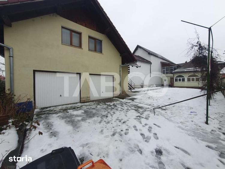 Casă cu 4 camere cu Teren 400 Mp în Central