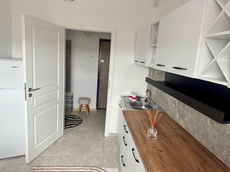 Apartament cu 2 camere decomandat în Valea Adâncă