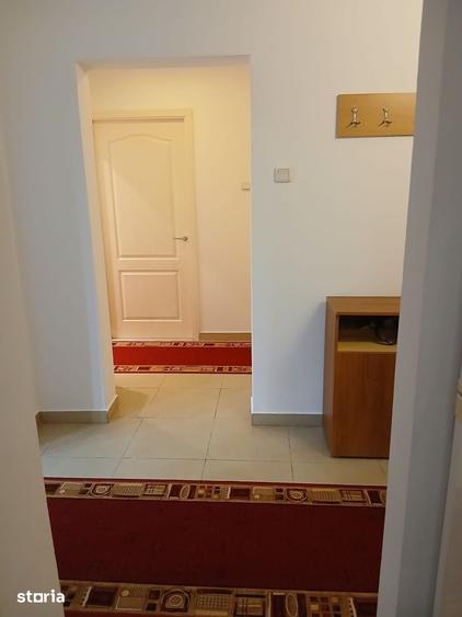 Apartament cu 3 camere decomandat în 13 Septembrie