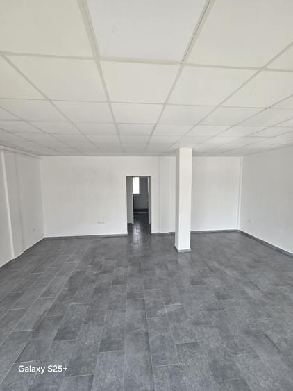 Spațiu comercial, de 70 mp, în Șelimbăr