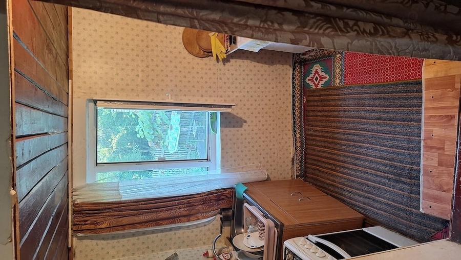 Casă cu 3 camere cu Teren 994 Mp în Central
