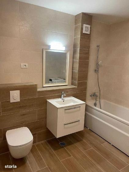 Apartament cu 3 camere semidecomandat în Nord