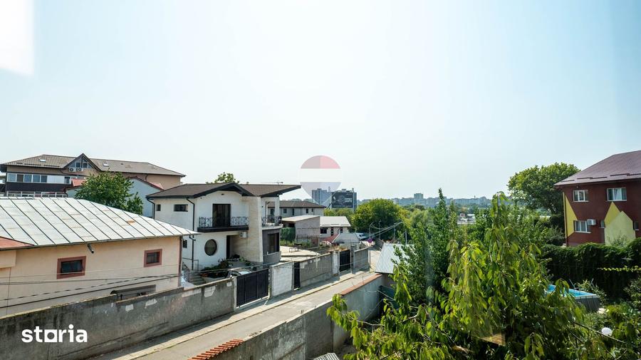 Casă cu 5 camere cu Teren 200 Mp în Dobroești