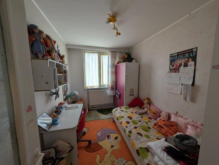 Vand apartament 3 camere Piatra-Neamt - mobilat - 1