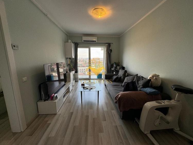 Apartament cu 3 camere semidecomandat în Mărăști
