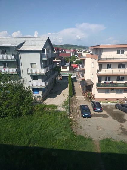 Apartament cu 2 camere decomandat în Florești