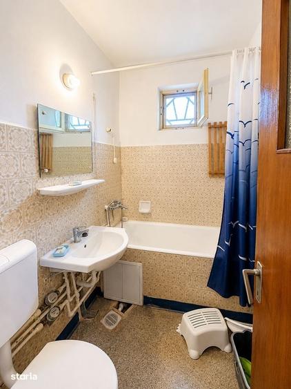 Apartament cu 3 camere semidecomandat în Tomis Mall