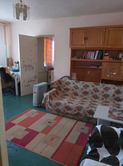 Apartament cu 2 camere semidecomandat în Rogerius
