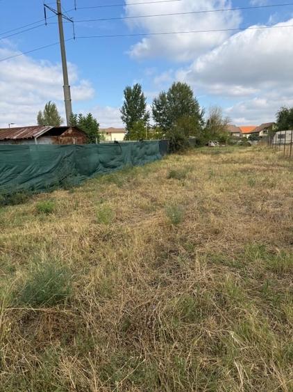 Casă individuală cu 4 camere cu Canalizare în Giroc