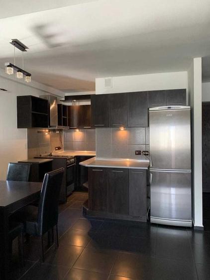 Apartament cu 2 camere semidecomandat în Vitan Mall