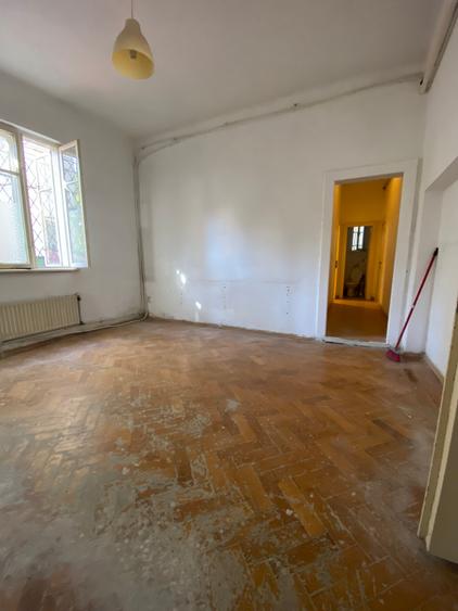 Apartament cu 3 camere circular în Dorobanți