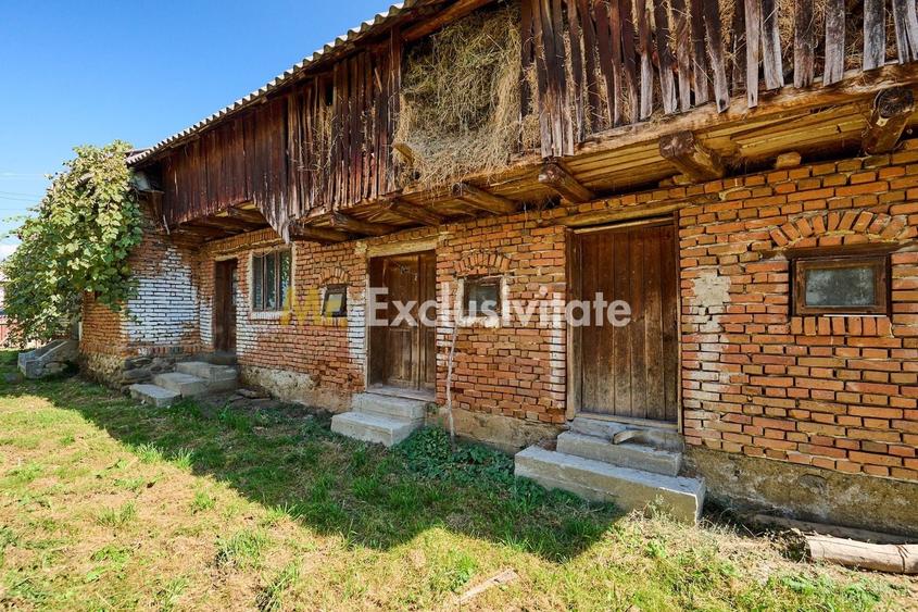 Casă individuală cu 3 camere cu Canalizare în Bădești (Pietroșani)