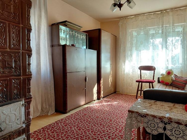 Casă cu 4 camere în Măderat