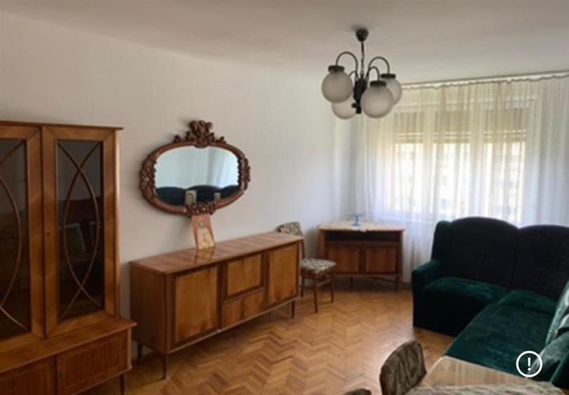 Apartament cu 3 camere decomandat în Complex Studențesc
