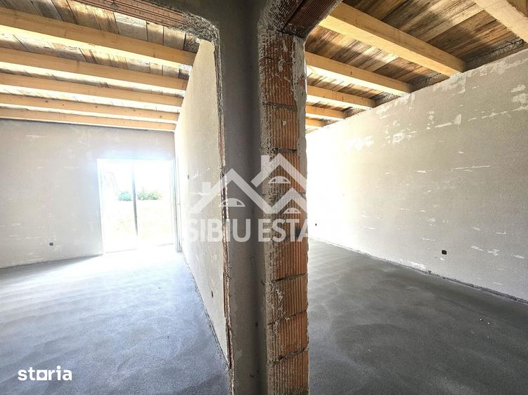 Casa 5 camere, casa noua curte mare - 12