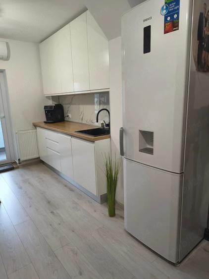 Apartament cu 2 camere decomandat în Rogerius