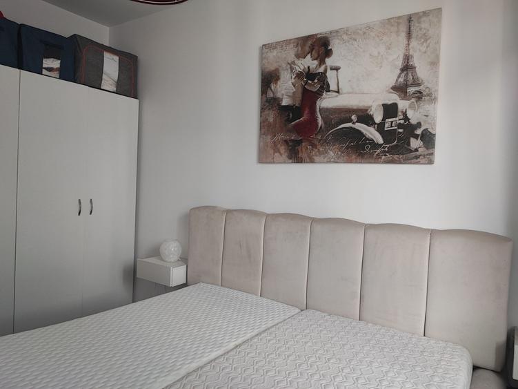 Casă cu 4 camere în Domnești