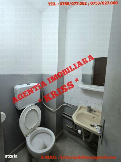 Apartament cu 3 camere decomandat în Craiovei