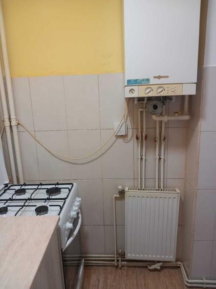Garsonieră decomandată în Calea București