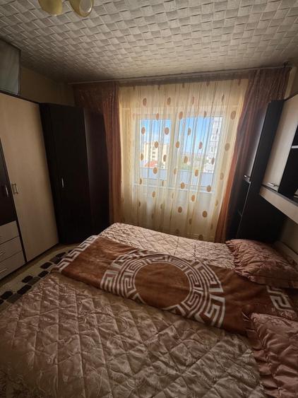 Apartament cu 3 camere decomandat în George Enescu