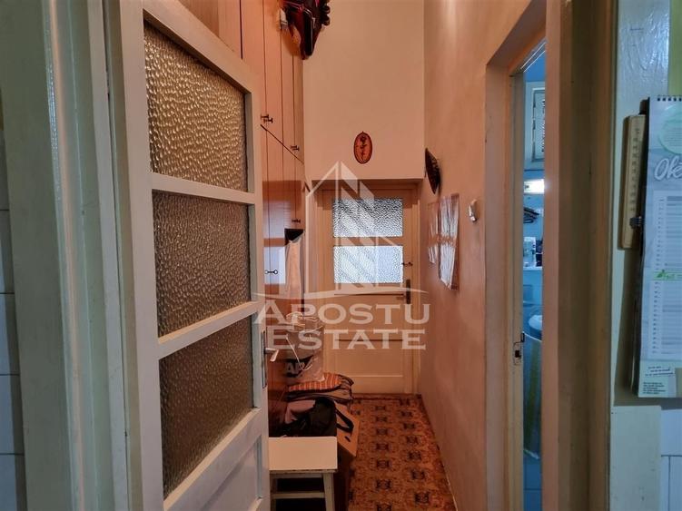 Apartament cu 4 camere nedecomandat, mobilat în Ultracentral