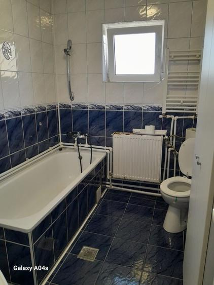 Casă cu 3 camere cu Teren 100 Mp în Băneasa