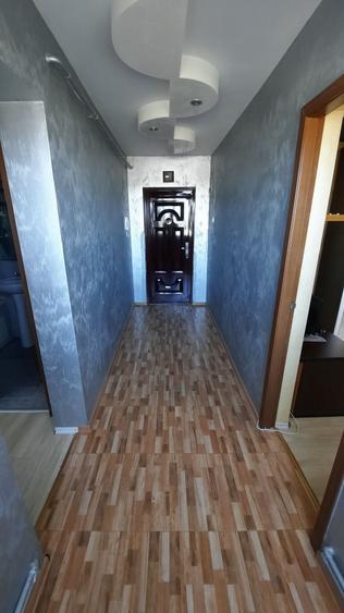 Apartament cu 2 camere semidecomandat în Hipodrom