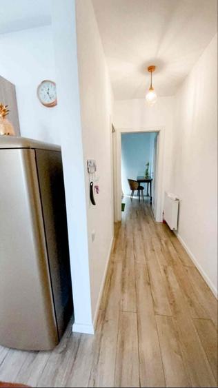 Apartament cu 2 camere semidecomandat, mobilat în Bună Ziua