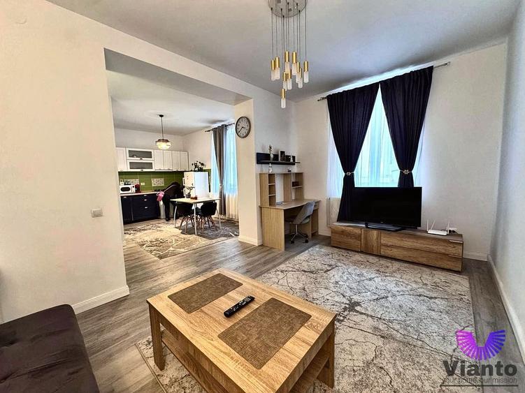 Apartament cu 4 camere, mobilat în Central
