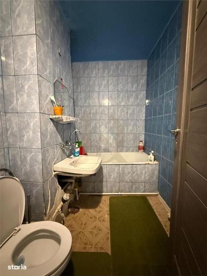 Apartament cu 3 camere decomandat în Hala Centrală