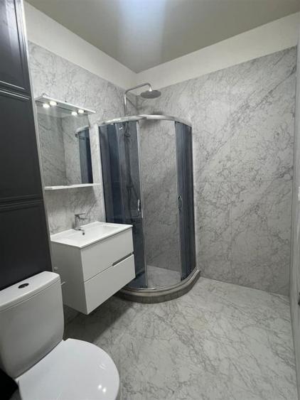 Apartament cu 3 camere semidecomandat în Grigorescu
