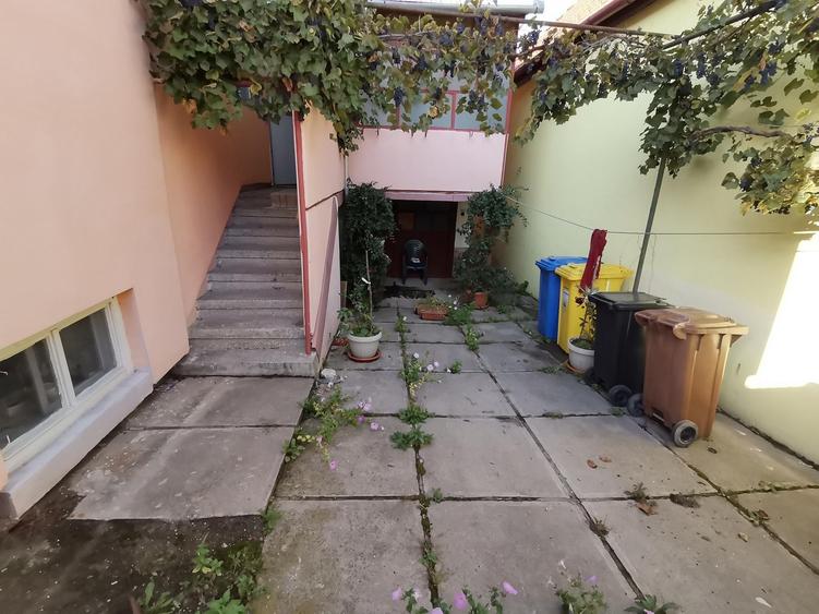 Casă individuală cu 3 camere cu Teren 400 Mp în Trei Stejari