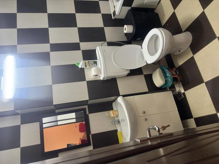 Garsonieră decomandată în Central