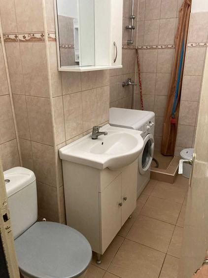 Apartament cu 2 camere decomandat în Exterior Vest