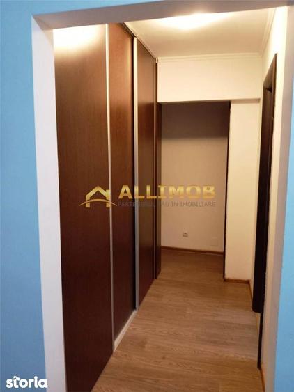 Apartament cu 2 camere în Republicii