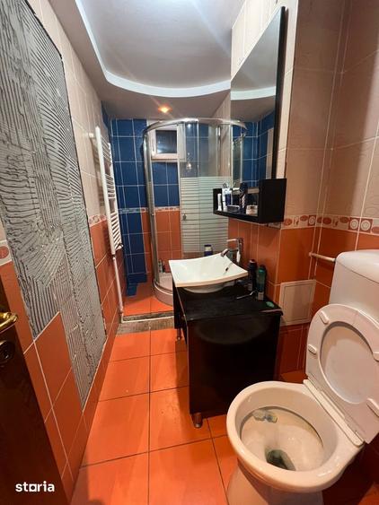Apartament cu 2 camere, mobilat în Central