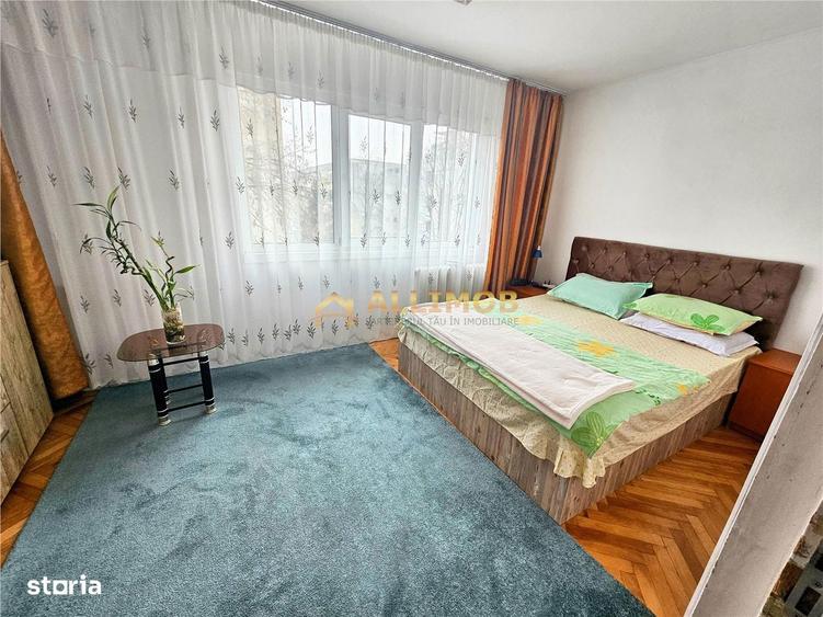 Apartament cu 2 camere semidecomandat, mobilat în Andrei Mureșanu
