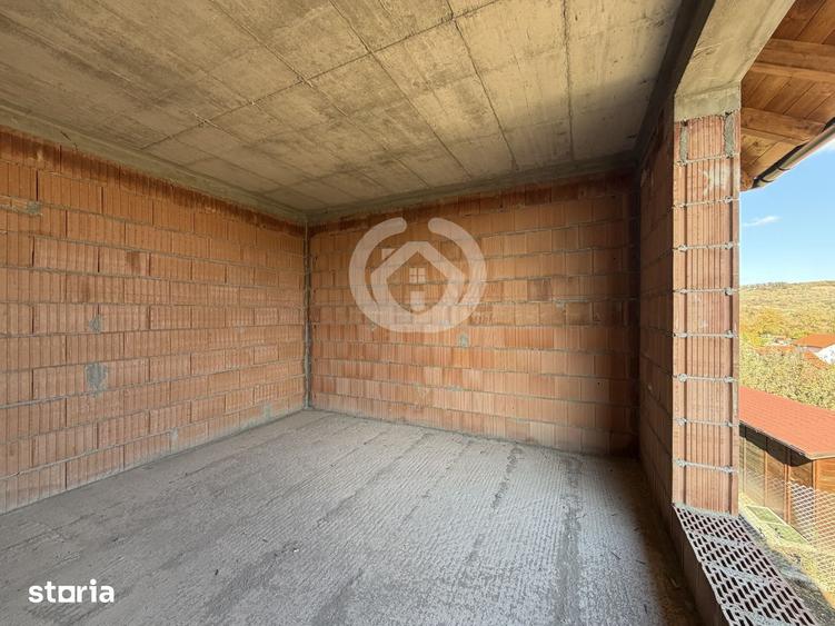 Casă cu 3 camere cu Teren 856 Mp în Șura Mare